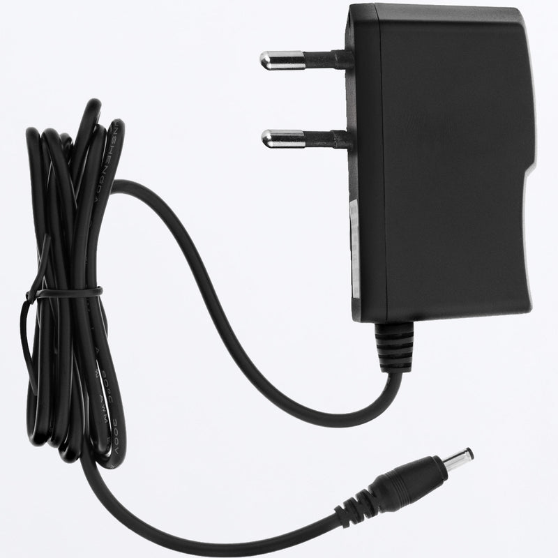 MaverickE-Goggle_Charger_Euro_SKU_213173-_0001_Front